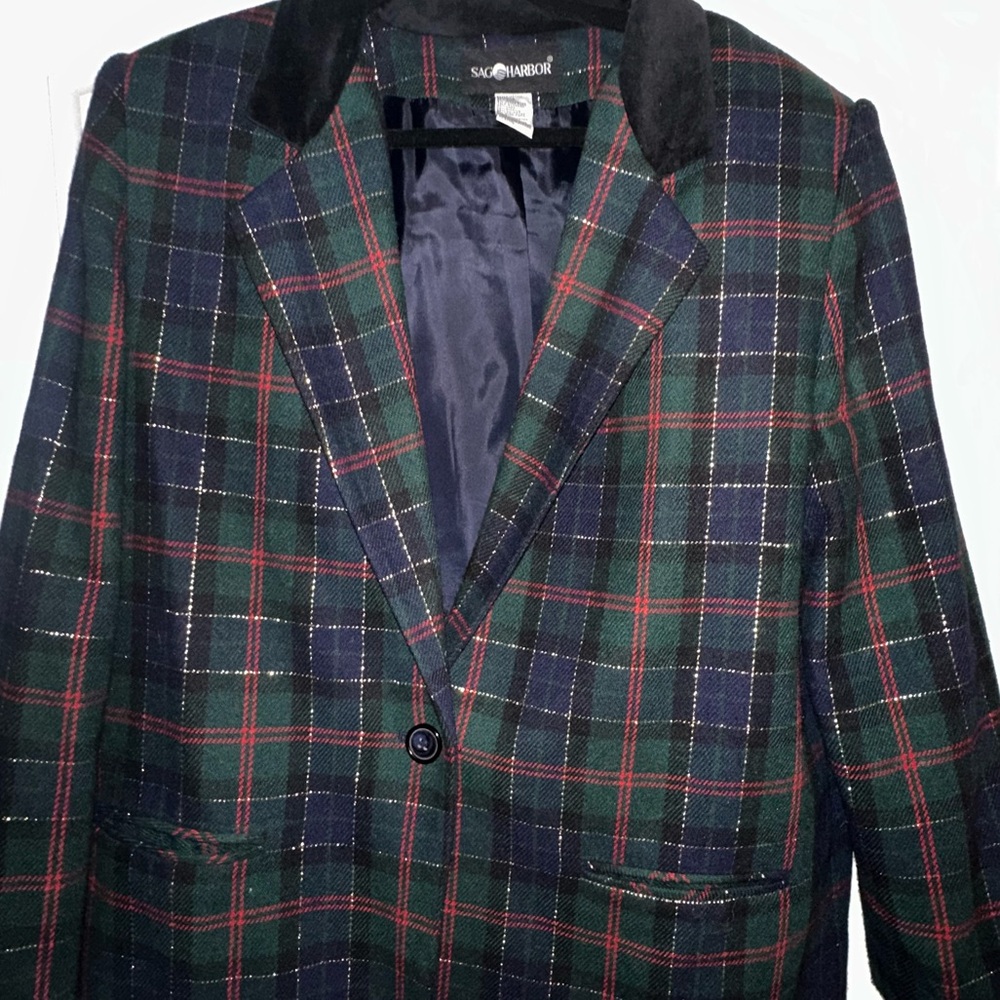 Sag Harbor Plaid Blazer w/ Velvet Collar | Classic Fall Jacket